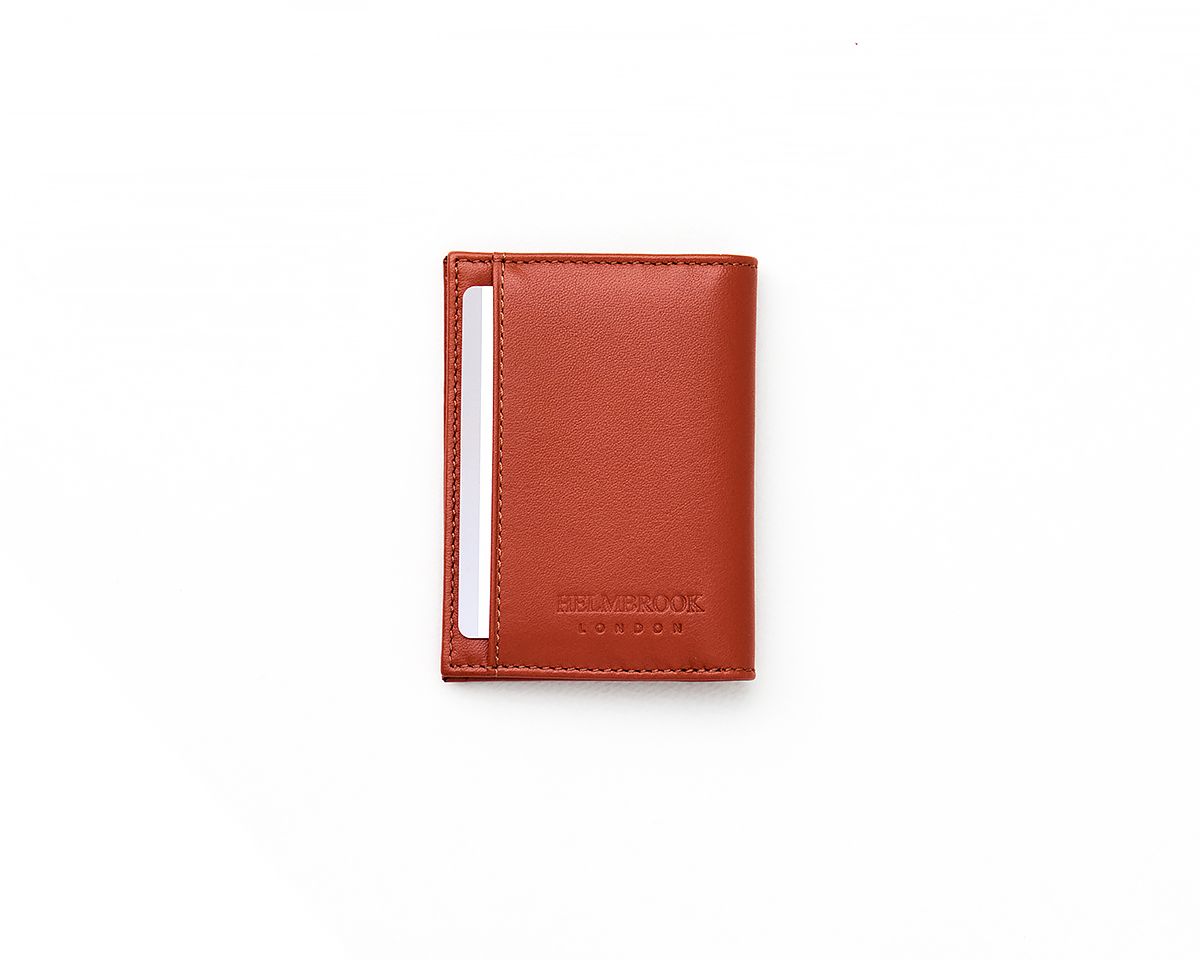 Custom design leather wallet Townsend for men, offering tailored features and practical storage.