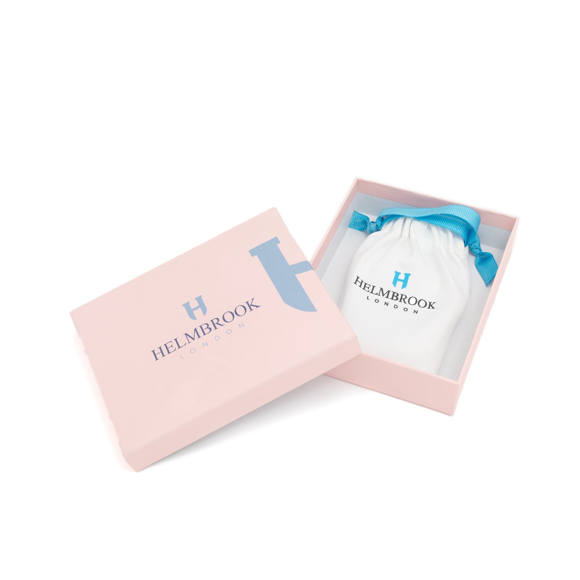 Custom design wallet Townsend for cards and cash, tailored for convenience and style.
