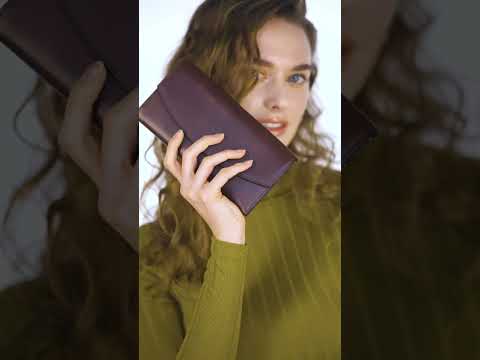 Ashley Brown Handmade Leather Wallet - Multi Section Organizer