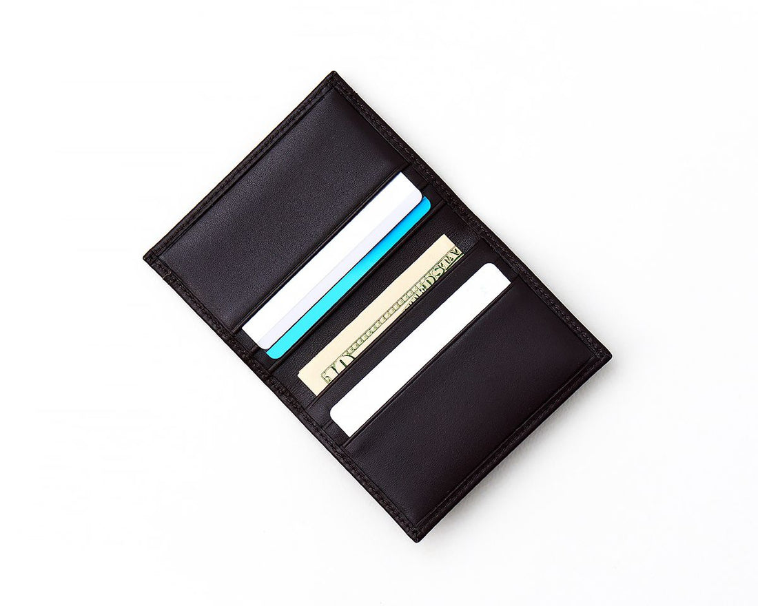 RFID wallet for men, Townsend custom leather, providing both security and a stylish design.