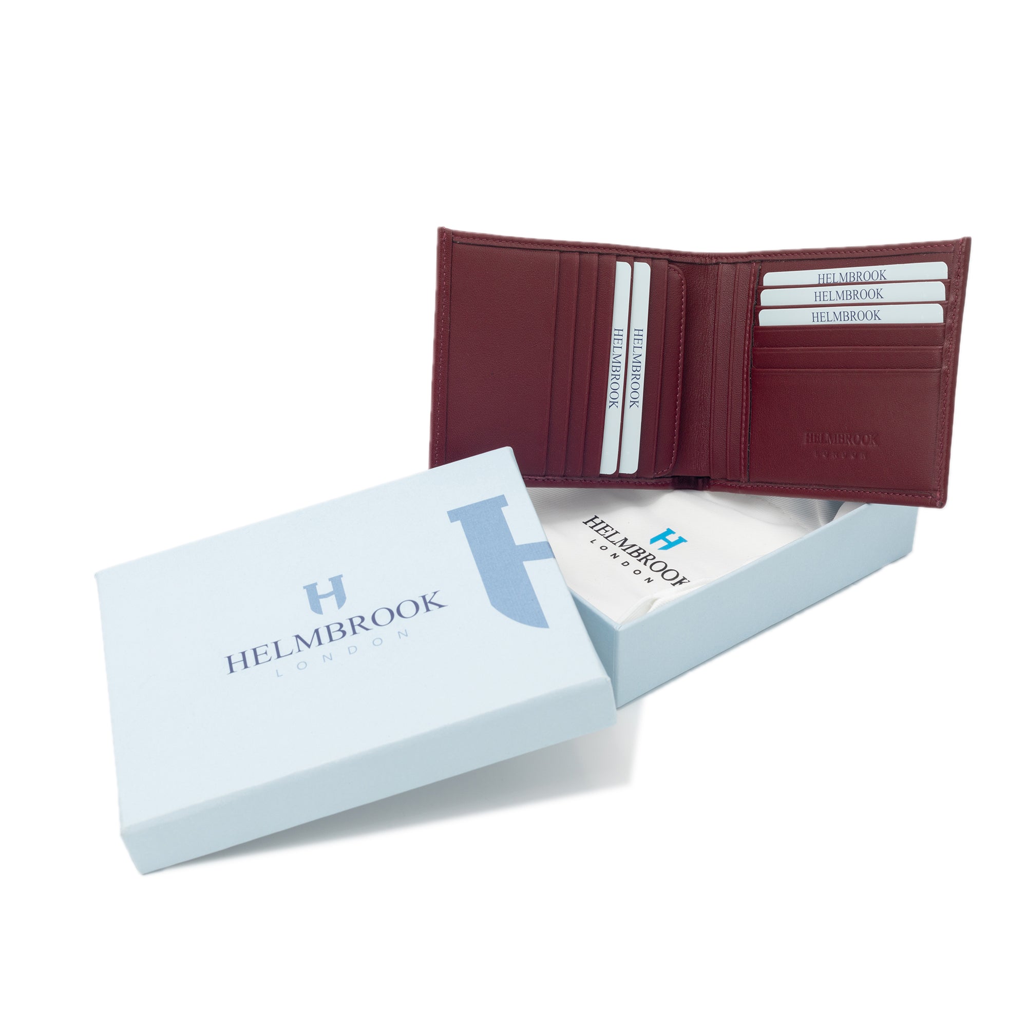 Functional Tanner wallet crafted from custom leather for modern men’s busy lifestyles.