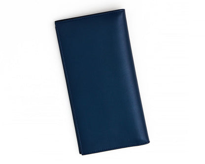 Reliable Tripp leather wallet with multi compartment design, perfect for organized travel.