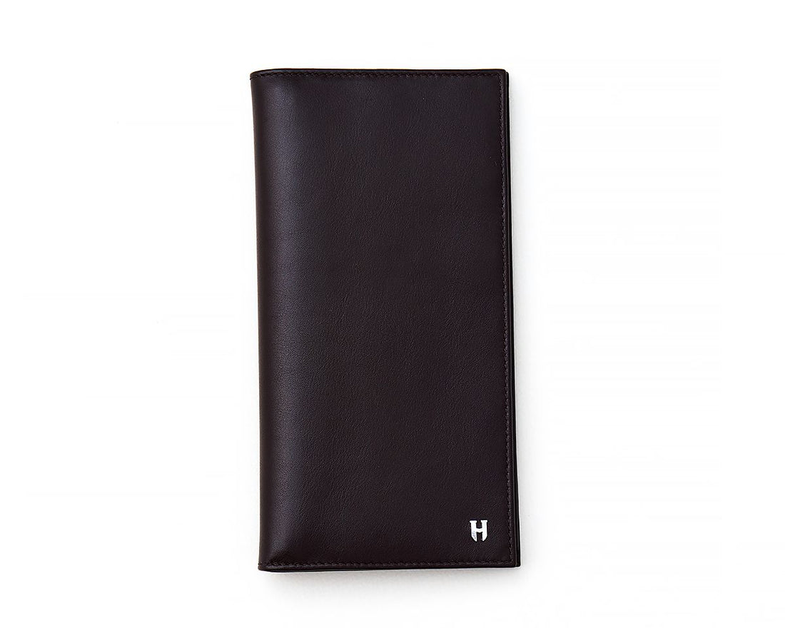 Tripp custom design leather wallet for men, combining unique craftsmanship with everyday utility.